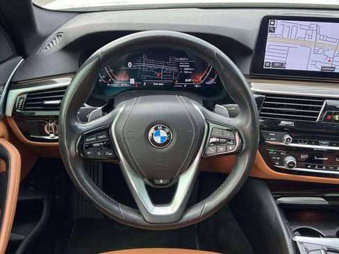 Used 2022 BMW 530i xDrive w/ Convenience Package AWD/4WD image 20