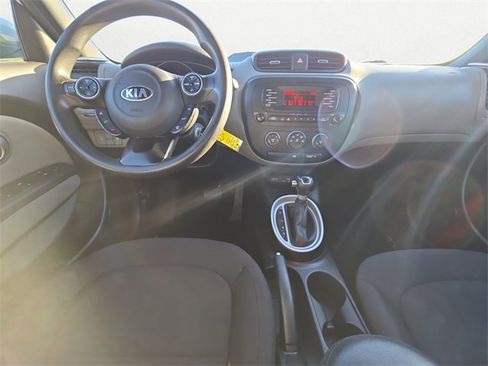 Used 2016 Kia Soul image 10
