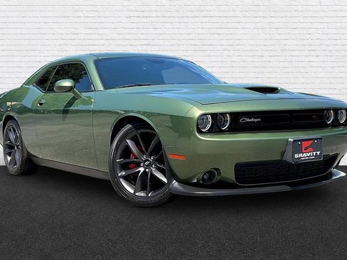 Used 2019 Dodge Challenger R/T Scat Pack w/ Plus Package RWD image 3