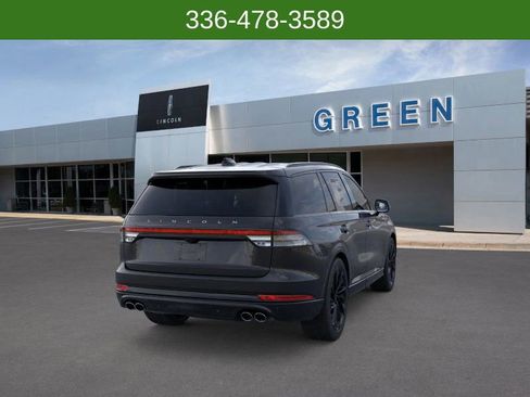 New 2026 Lincoln Aviator Reserve image 8