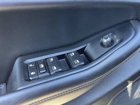 Used 2023 Jeep Grand Cherokee L Laredo AWD/4WD image 24