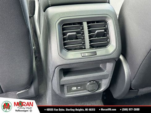 Used 2022 Volkswagen Tiguan SEL R-Line AWD/4WD image 15