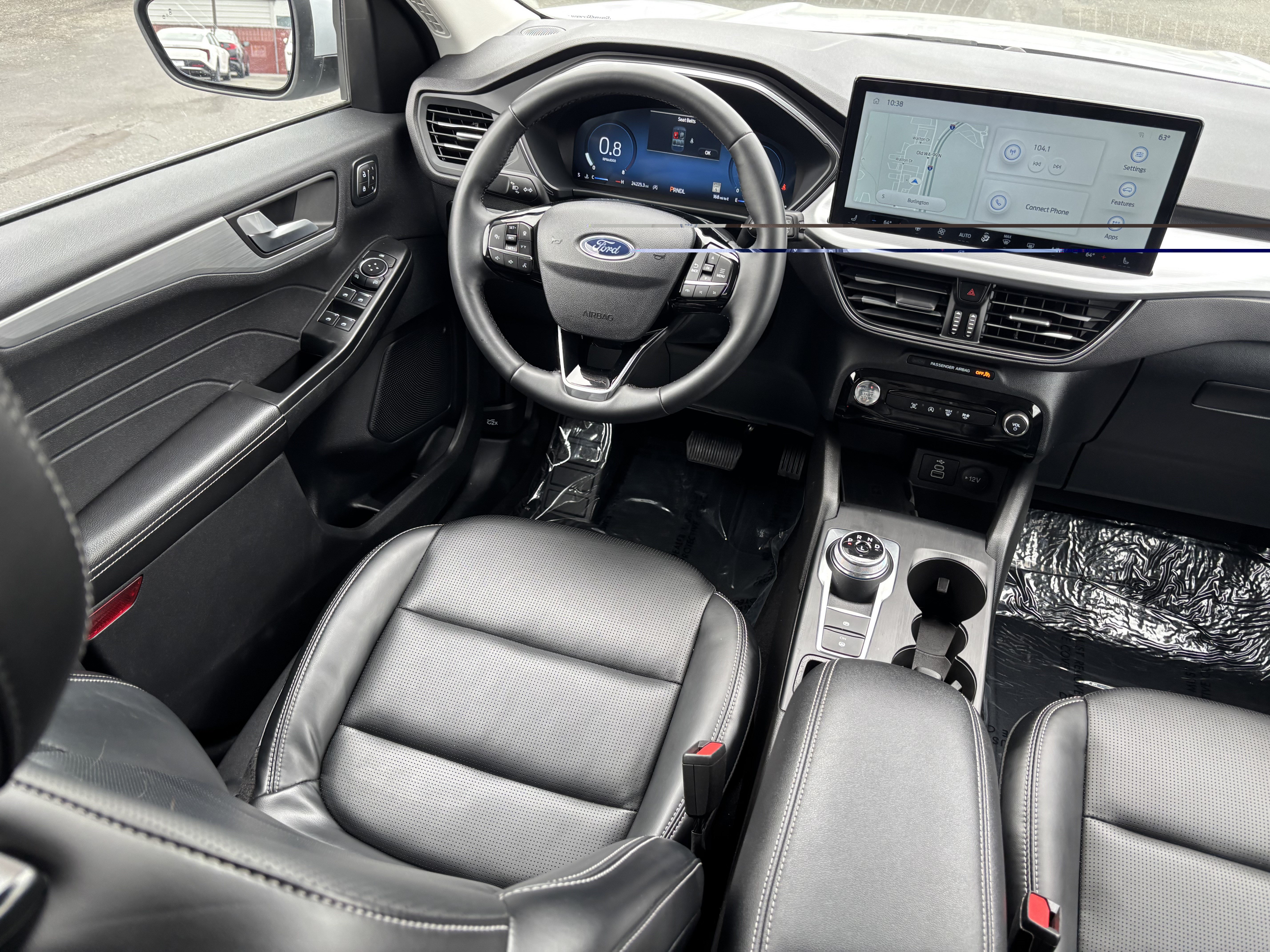 Used 2025 Ford Escape Platinum AWD/4WD image 17