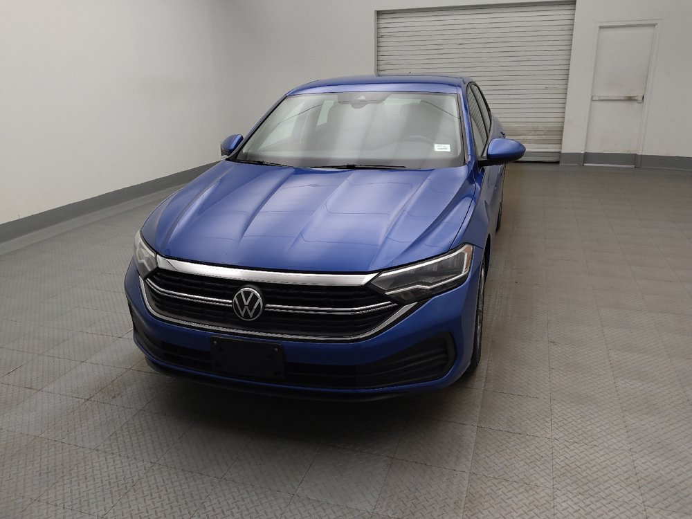 Used 2024 Volkswagen Jetta SE FWD image 15