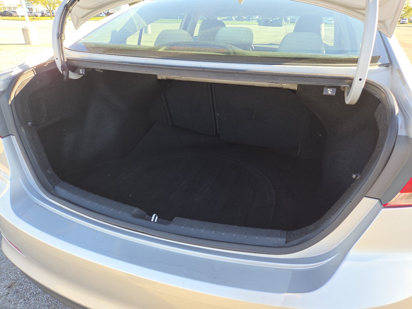 Used 2017 Hyundai Elantra SE w/ SE A/T Tech Package 03 FWD image 17