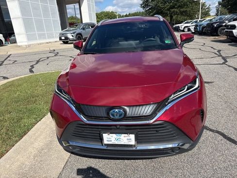 Used 2021 Toyota Venza Limited image 4