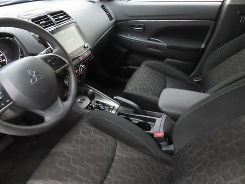 Used 2026 Mitsubishi Outlander Sport ES AWD/4WD image 20