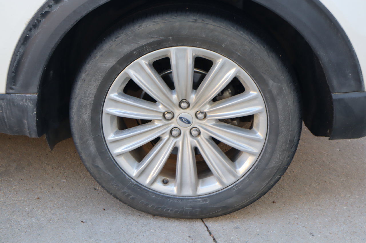 Used 2020 Ford Explorer Limited RWD image 30