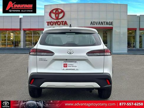 Certified 2026 Toyota Corolla Cross L FWD image 8
