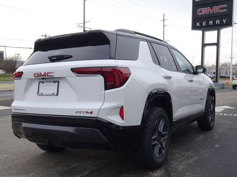 New 2026 GMC Terrain AT4 AWD/4WD image 6