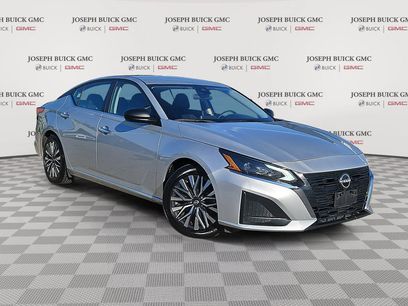Used 2024 Nissan Altima 2.5 SV