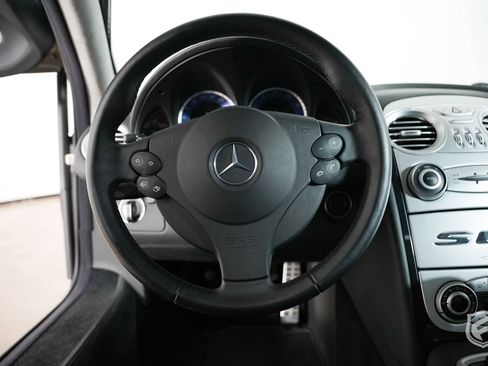 Used 2006 Mercedes-Benz SLR image 27