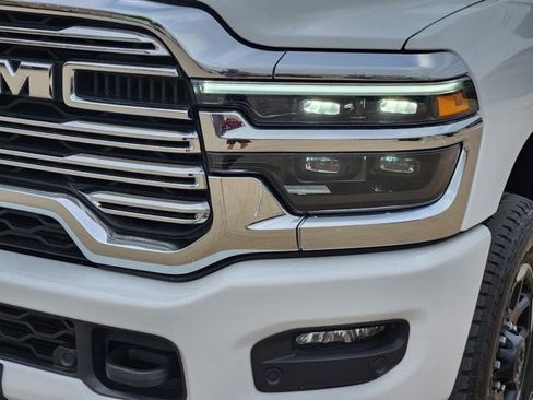 Used 2026 RAM 2500 Laramie AWD/4WD image 16