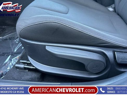 Used 2025 Hyundai Elantra SEL FWD image 14