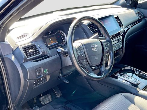 Used 2023 Honda Ridgeline Black Edition image 9