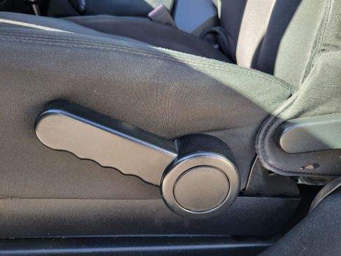 Used 2014 Jeep Wrangler Sport image 6