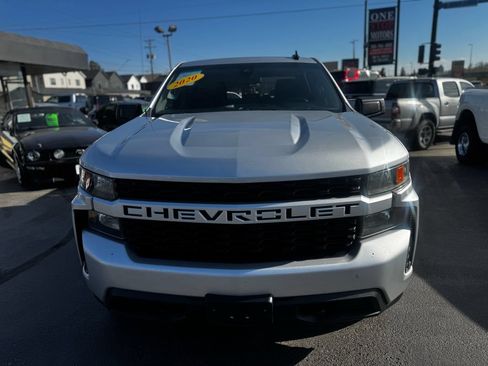 Used 2022 Chevrolet Silverado 1500 Custom w/ Safety Confidence Package AWD/4WD image 9