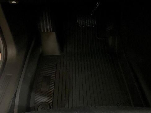 New 2026 Chevrolet Equinox LT w/ Convenience Package II image 18