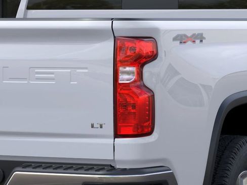 New 2026 Chevrolet Silverado 3500 LT AWD/4WD image 11