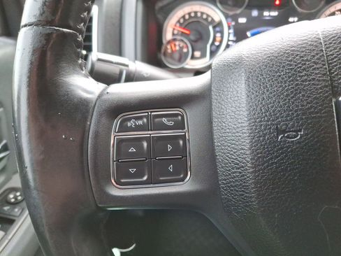 Used 2015 RAM 3500 SLT w/ Luxury Group image 12