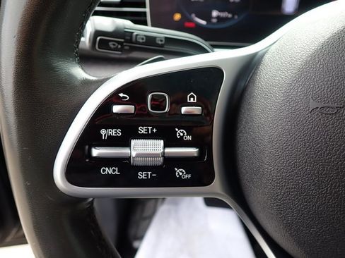 Used 2020 Mercedes-Benz GLS 450 4MATIC image 17