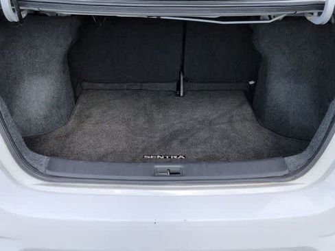 Used 2019 Nissan Sentra SV FWD image 33