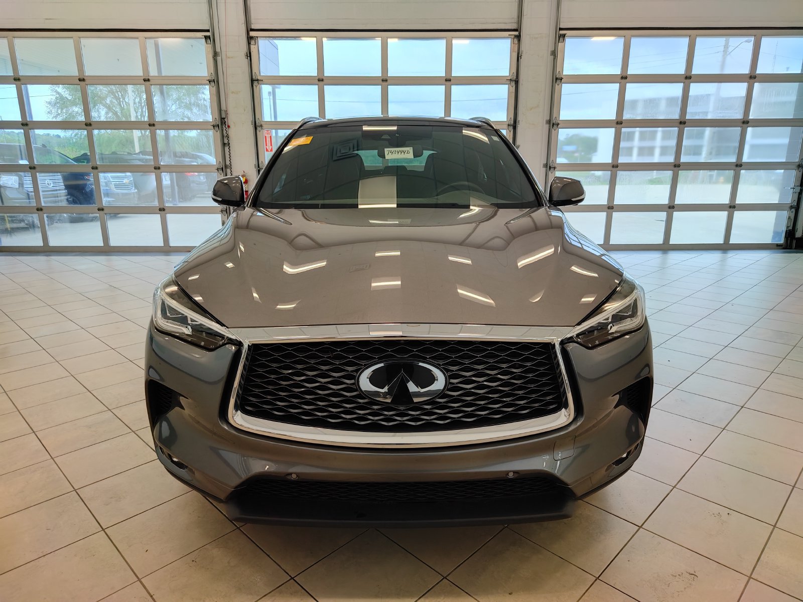 Used 2019 INFINITI QX50 Essential w/ Sensory Package AWD/4WD image 8