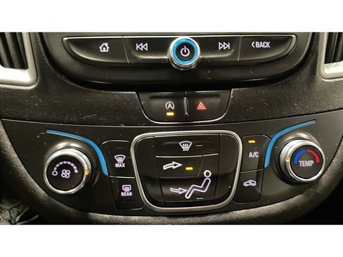 Used 2024 Chevrolet Malibu RS FWD image 14