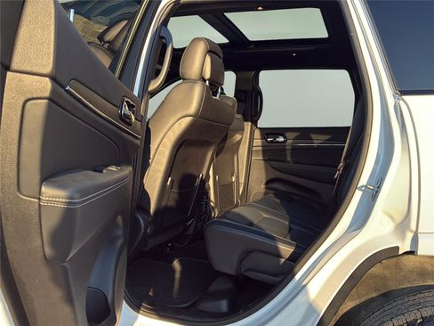 Used 2021 Jeep Grand Cherokee Limited w/ Quick Order Package 28K 80th image 32