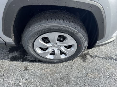 New 2025 Toyota RAV4 LE image 10