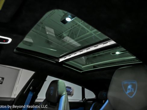 Used 2023 Lamborghini Urus S image 22
