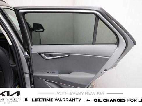 New 2026 Kia Niro Wind w/ Wind Preserve Package FWD image 13