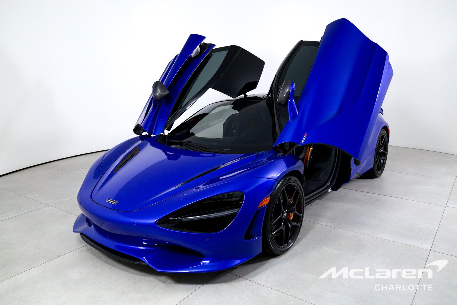 Used 2025 McLaren 750S RWD image 5