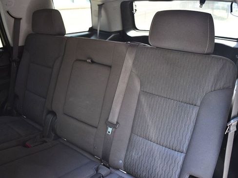 Used 2018 Chevrolet Tahoe LS w/ All-Season Package image 34