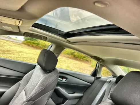 Used 2026 Honda Accord SE image 32