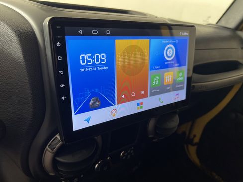 Used 2015 Jeep Wrangler Unlimited Sport image 27