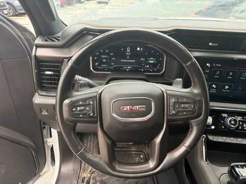 Used 2022 GMC Sierra 1500 AT4 w/ AT4 Preferred Package AWD/4WD image 21