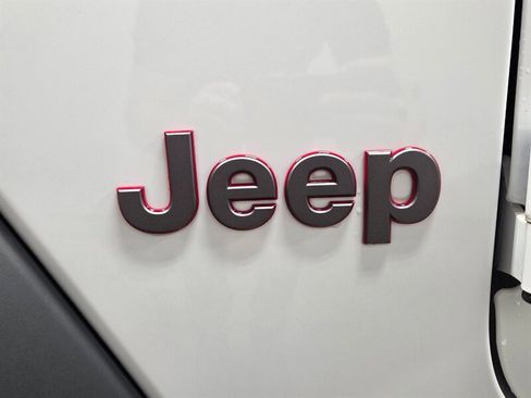 Used 2021 Jeep Wrangler Unlimited Sport AWD/4WD image 21