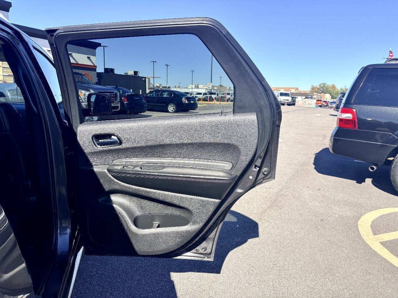 Used 2018 Dodge Durango GT AWD/4WD image 37