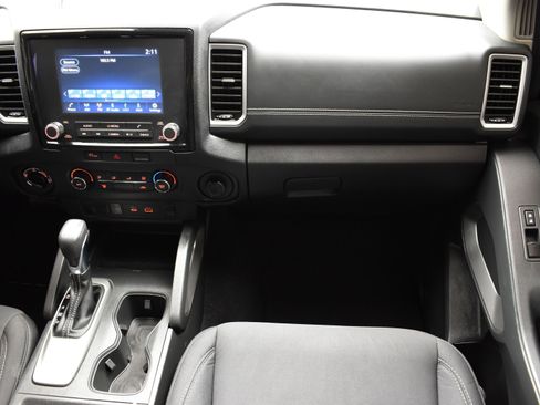 Used 2023 Nissan Frontier SV image 37