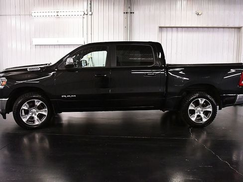 Used 2023 RAM 1500 Laramie AWD/4WD image 4
