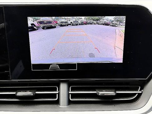 Used 2024 Chevrolet Trax LS w/ LS Convenience Package FWD image 22