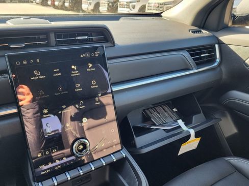 New 2026 GMC Terrain Elevation w/ Elevation Premium Package image 35