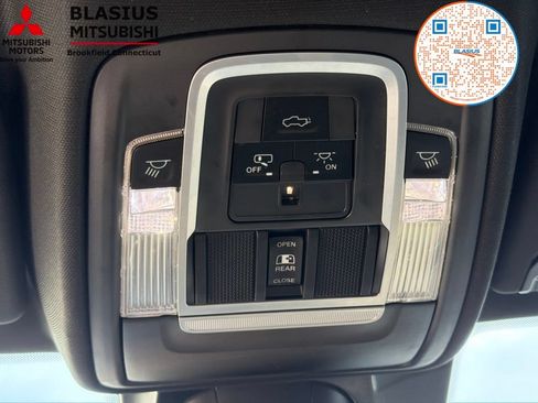 Used 2021 RAM 1500 Laramie w/ Sport Appearance Package AWD/4WD image 33