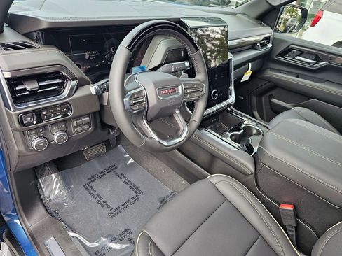 New 2026 GMC Yukon XL Elevation w/ Elevation Premium Package image 22