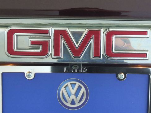 Used 2017 GMC Yukon Denali w/ Open Road Package image 10