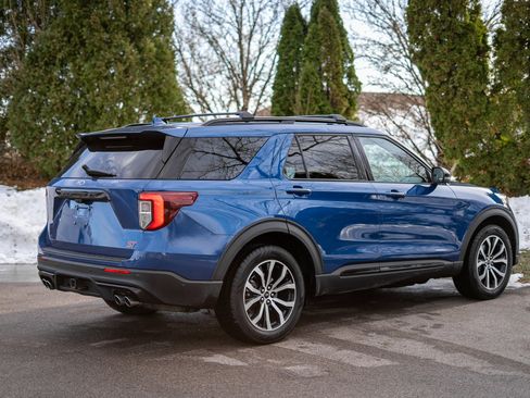 Used 2020 Ford Explorer ST w/ Premium Technology Package image 5