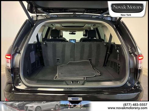 Used 2022 Lincoln Aviator AWD w/ Premium Package image 12