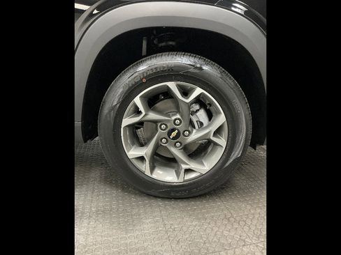 New 2026 Chevrolet Trax LT image 23