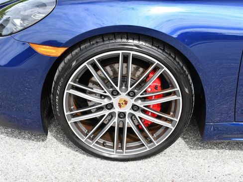 Used 2022 Porsche 718 Cayman GTS RWD image 65